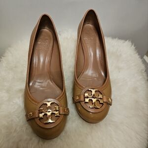 Tory burch shoes patent leather high heels size 7